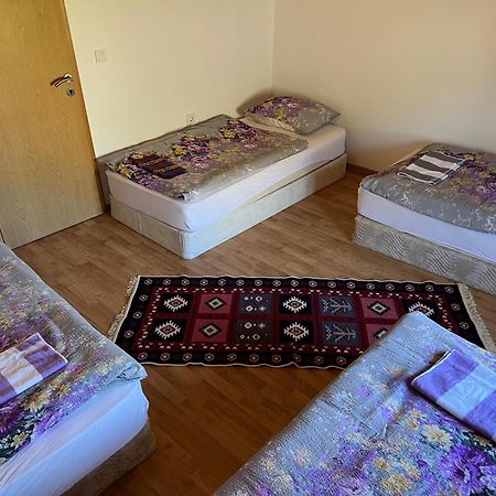 Bed and Breakfast Kod Kapetana Tea à Gornji Lukomir Extérieur photo