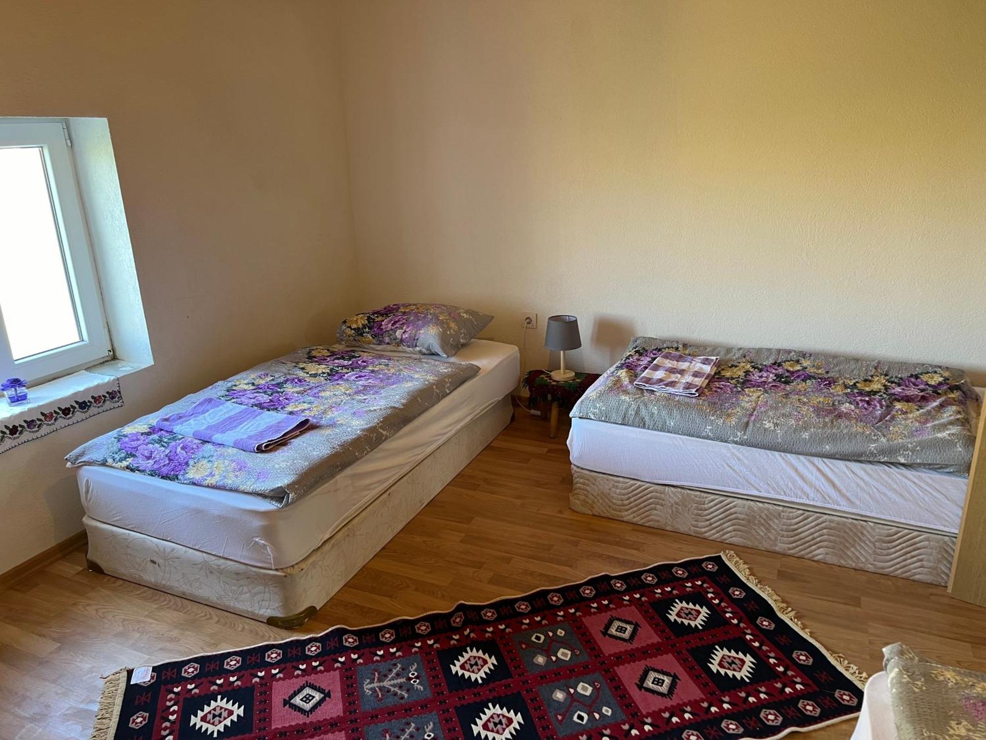 Bed and Breakfast Kod Kapetana Tea à Gornji Lukomir Extérieur photo