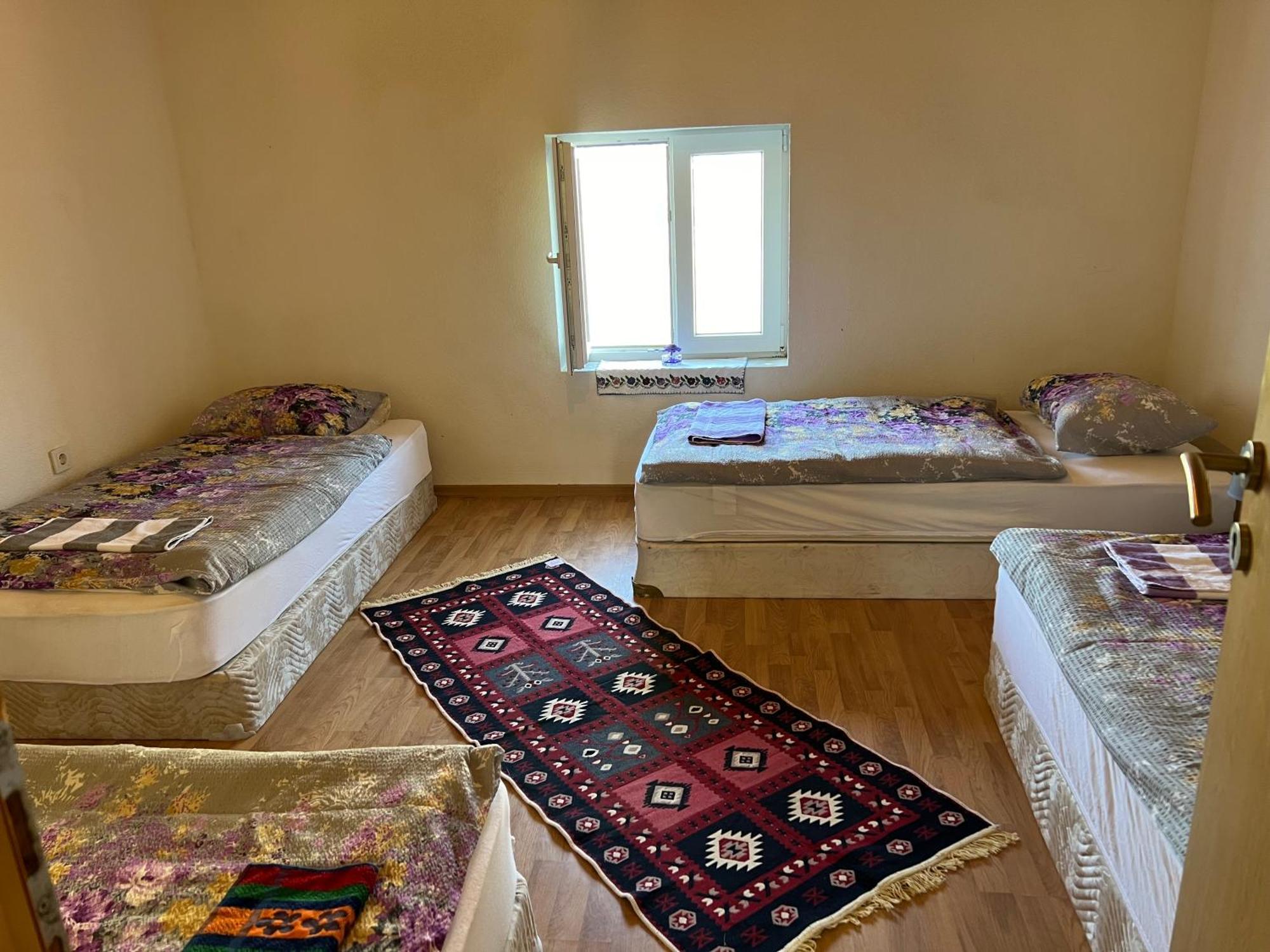 Bed and Breakfast Kod Kapetana Tea à Gornji Lukomir Extérieur photo